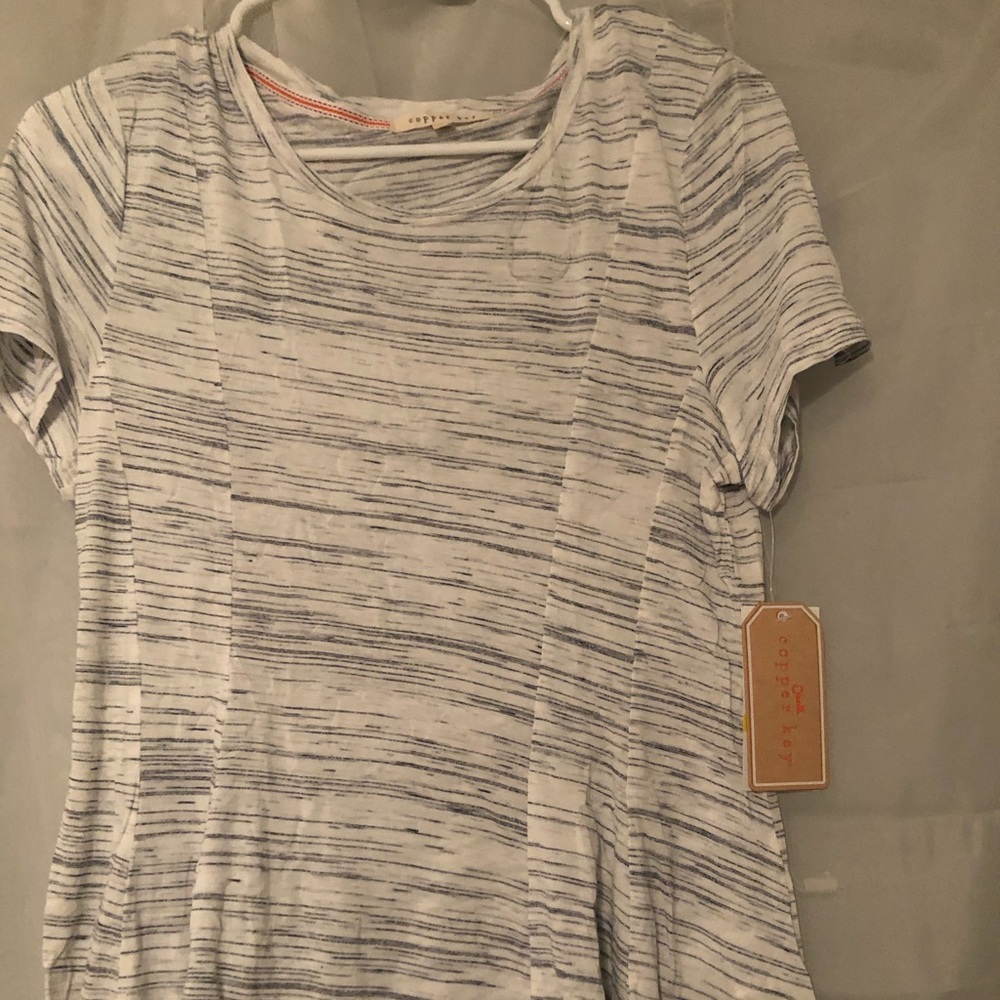 Copper key baby doll top in gray
